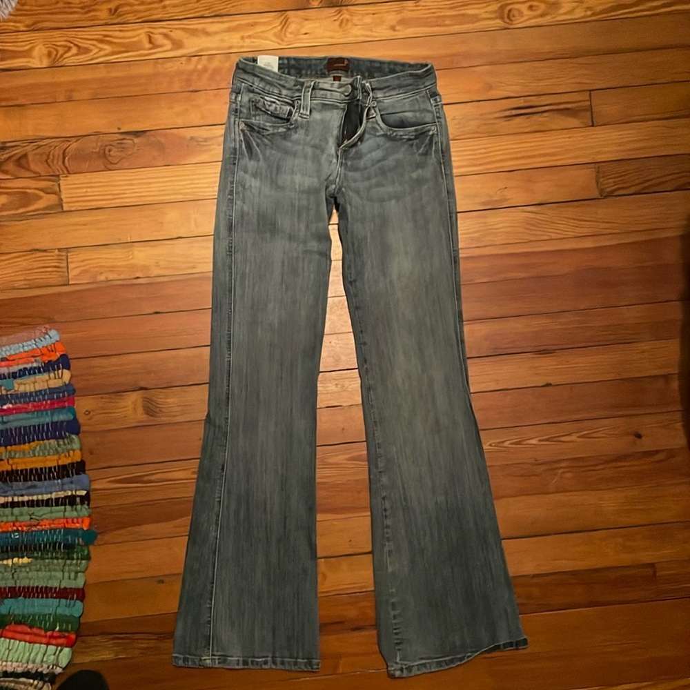 Underground jeans